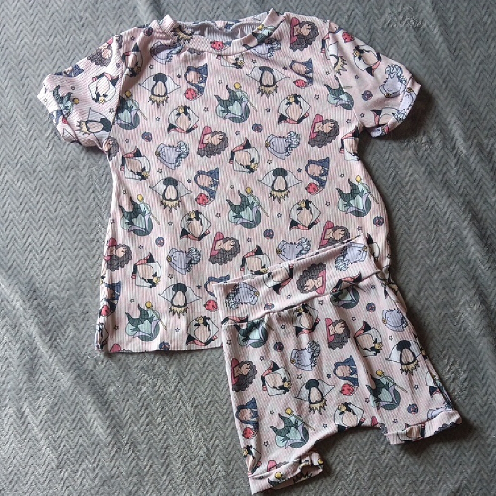 Boutique- Disney VILLIAN print Pajamas- Girls 6